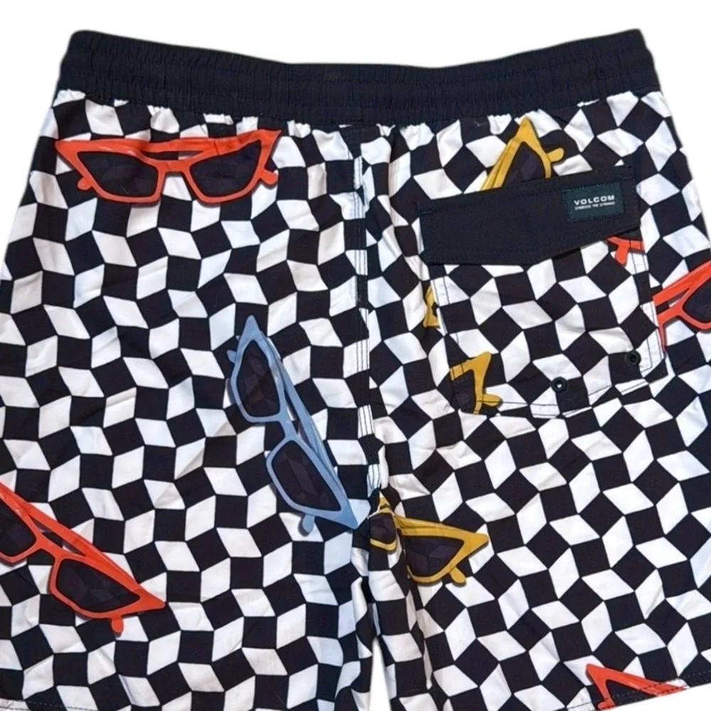Volcom Flashback Trunk - Picture 7 of 10
